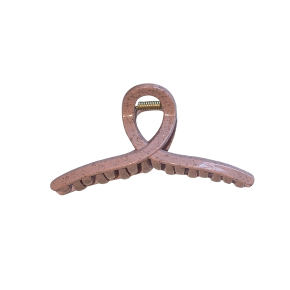 🍁 3/$15 Eco Friendly Claw Hair Clip - Picture 2 of 4